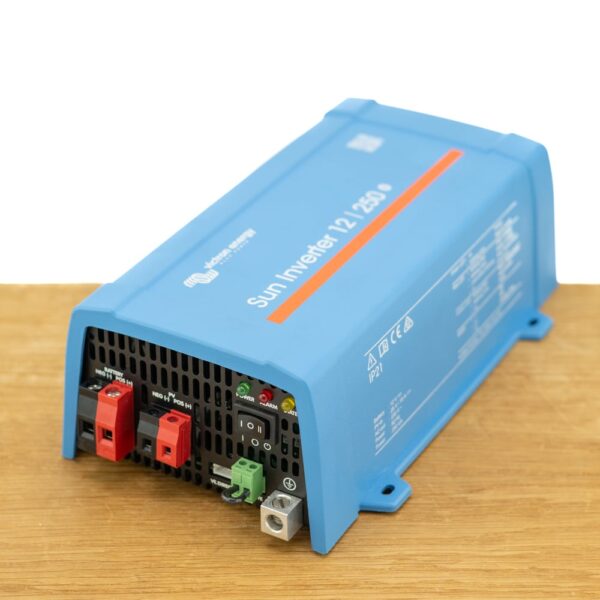 Sun Inverter 12/250-15 IEC