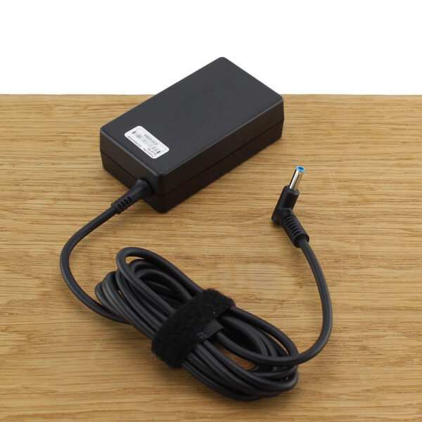 Laptop AC Adapter 65W